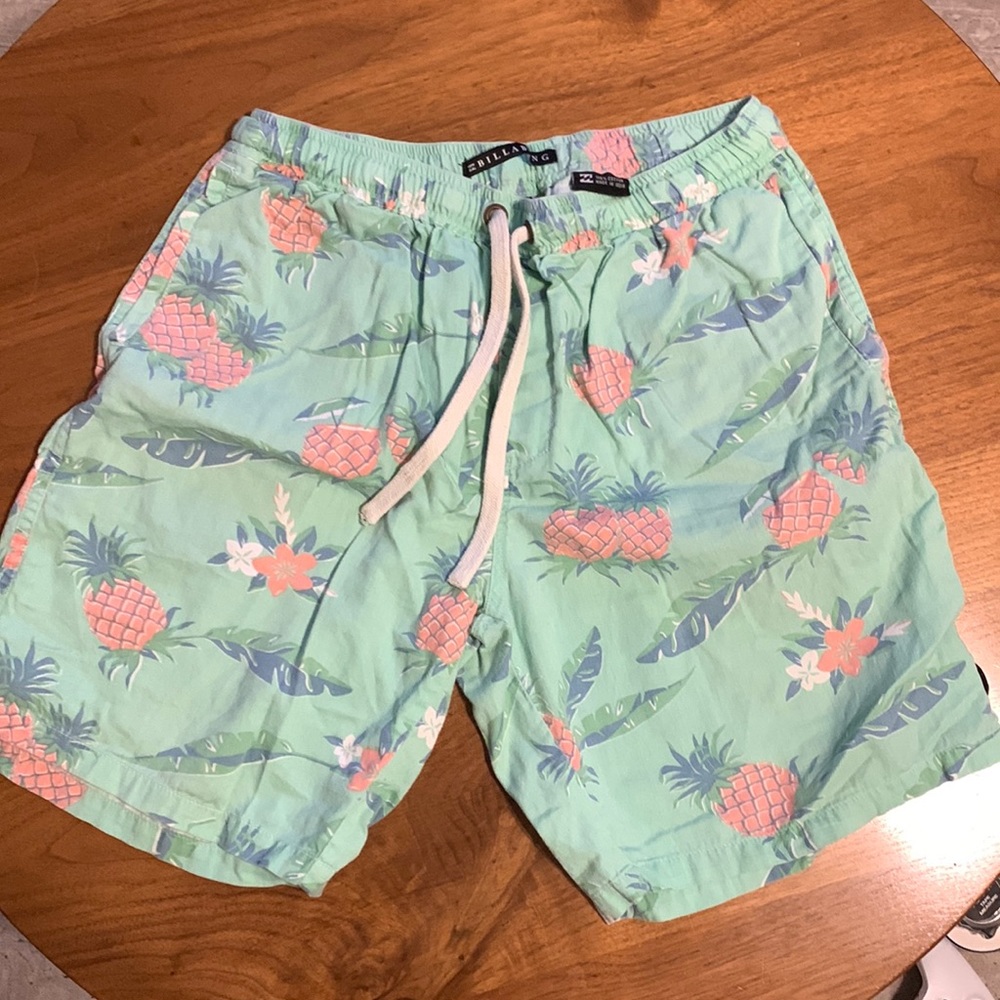 Billabong tropical shorts